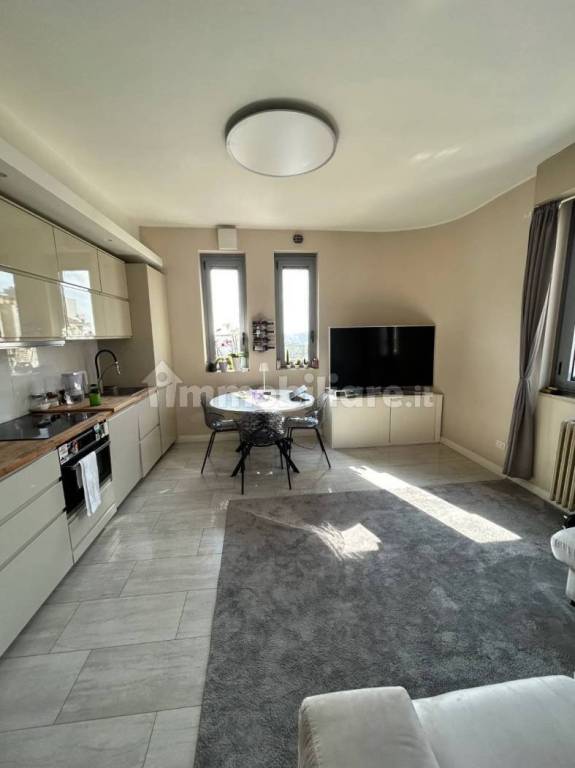 appartamento in vendita a Milano in zona Porta Vittoria