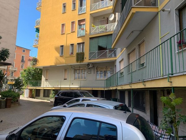 appartamento in vendita a Milano in zona Affori