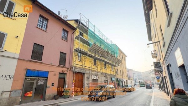 casa indipendente in vendita a Milano in zona Crescenzago