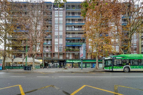 appartamento in vendita a Milano in zona Corvetto