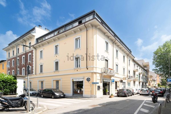 appartamento in vendita a Milano in zona Affori