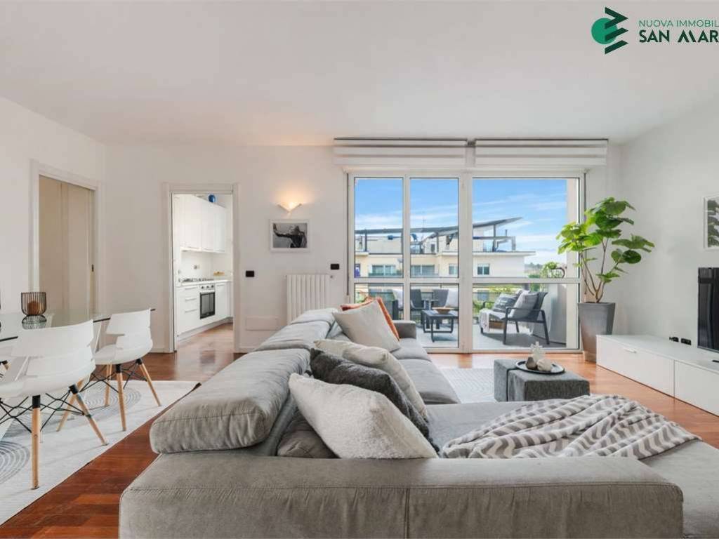 appartamento in vendita a Milano in zona Famagosta