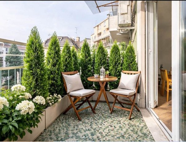 appartamento in vendita a Milano in zona Sant'Ambrogio