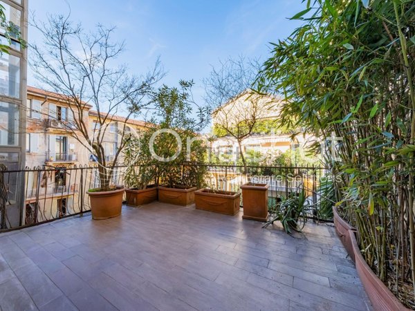 appartamento in vendita a Milano in zona Bocconi