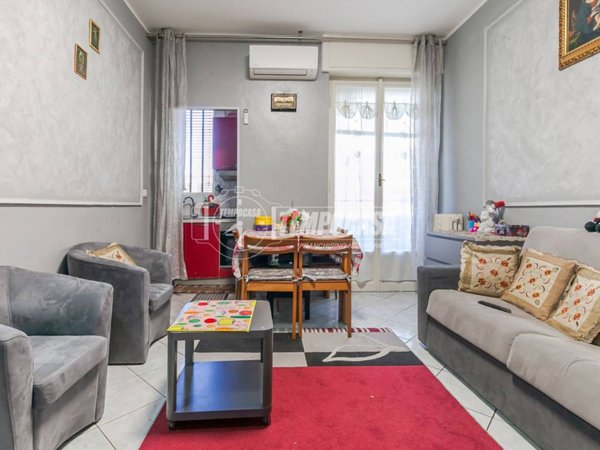 appartamento in vendita a Milano in zona Dergano