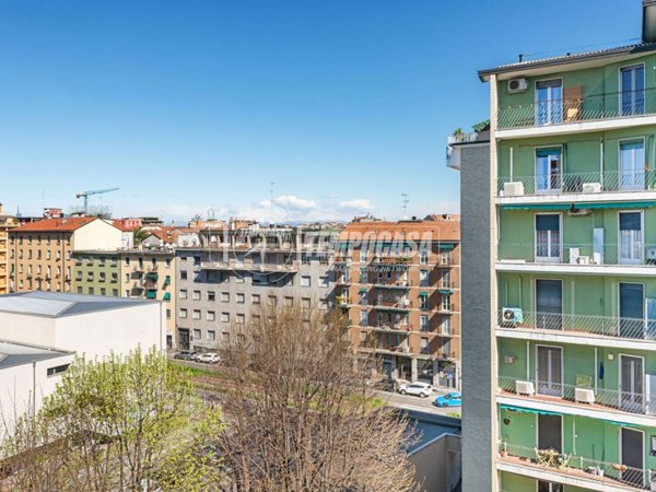 appartamento in vendita a Milano in zona Calvairate