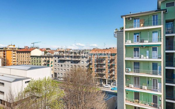 appartamento in vendita a Milano in zona Porta Vittoria