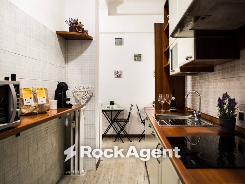 appartamento in vendita a Milano in zona Isola