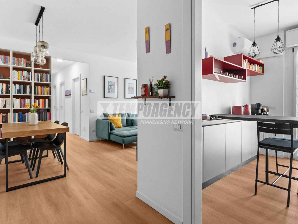 appartamento in vendita a Milano in zona Restocco Maroni