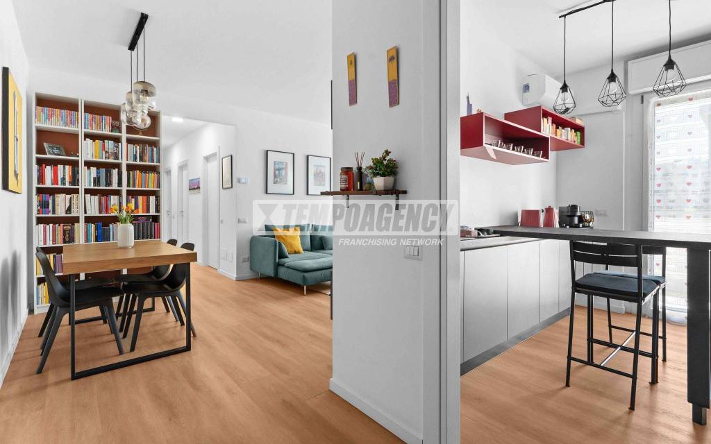 appartamento in vendita a Milano in zona Restocco Maroni