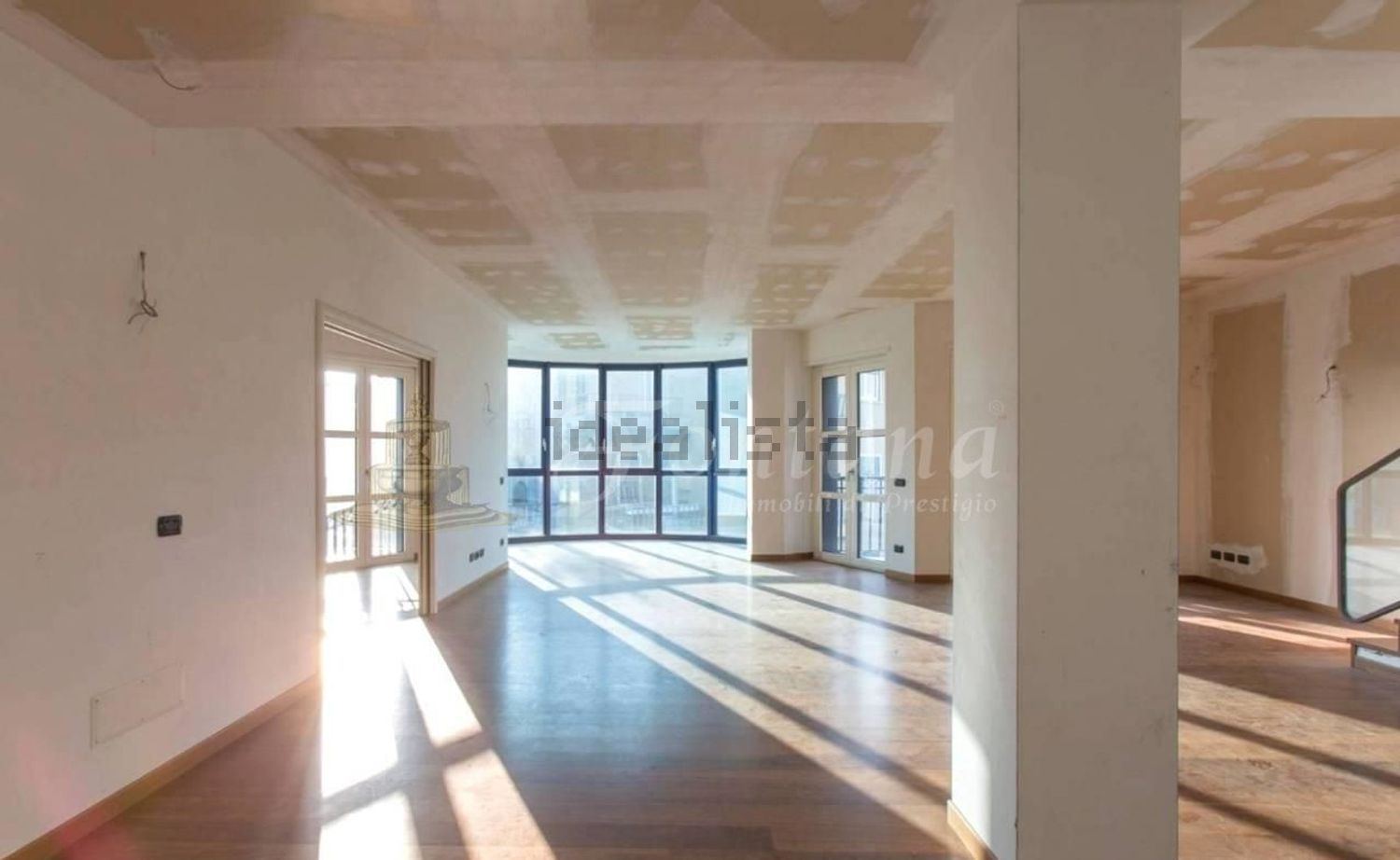 appartamento in vendita a Milano in zona Cinque Giornate