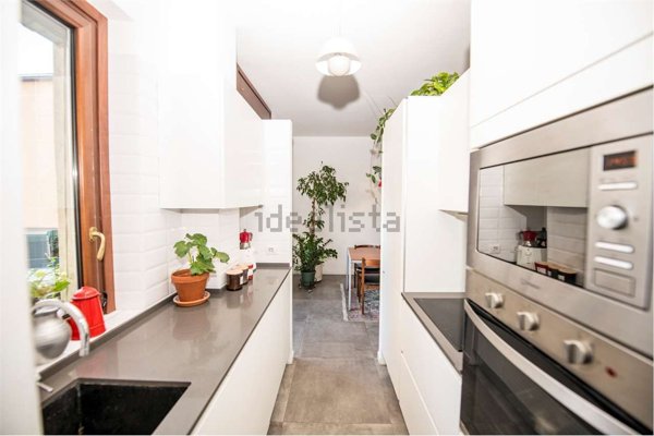 appartamento in vendita a Milano in zona Dergano