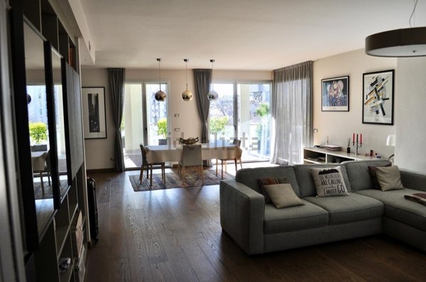 appartamento in vendita a Milano in zona Sempione