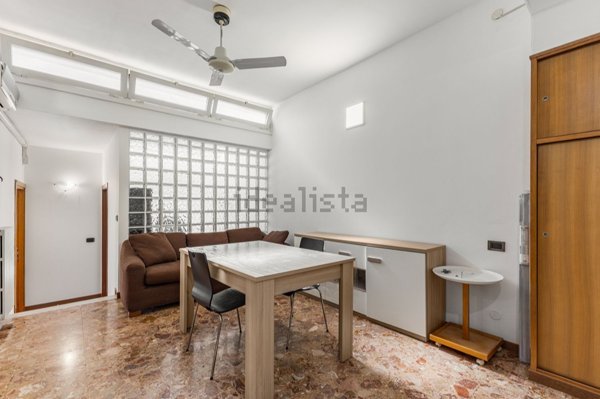 appartamento in vendita a Milano in zona Gallaratese