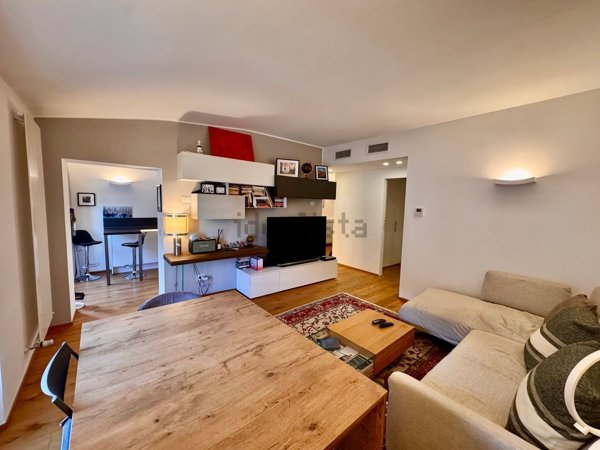 appartamento in vendita a Milano in zona Sempione