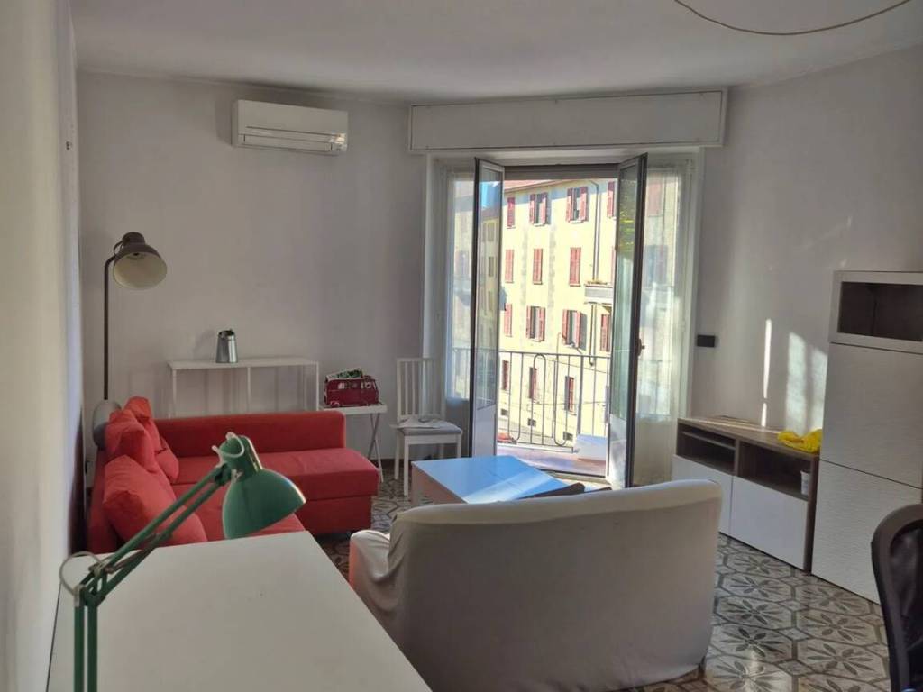 appartamento in vendita a Milano in zona Stadera