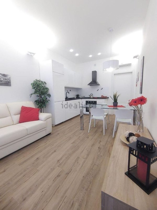 appartamento in vendita a Milano in zona Barona