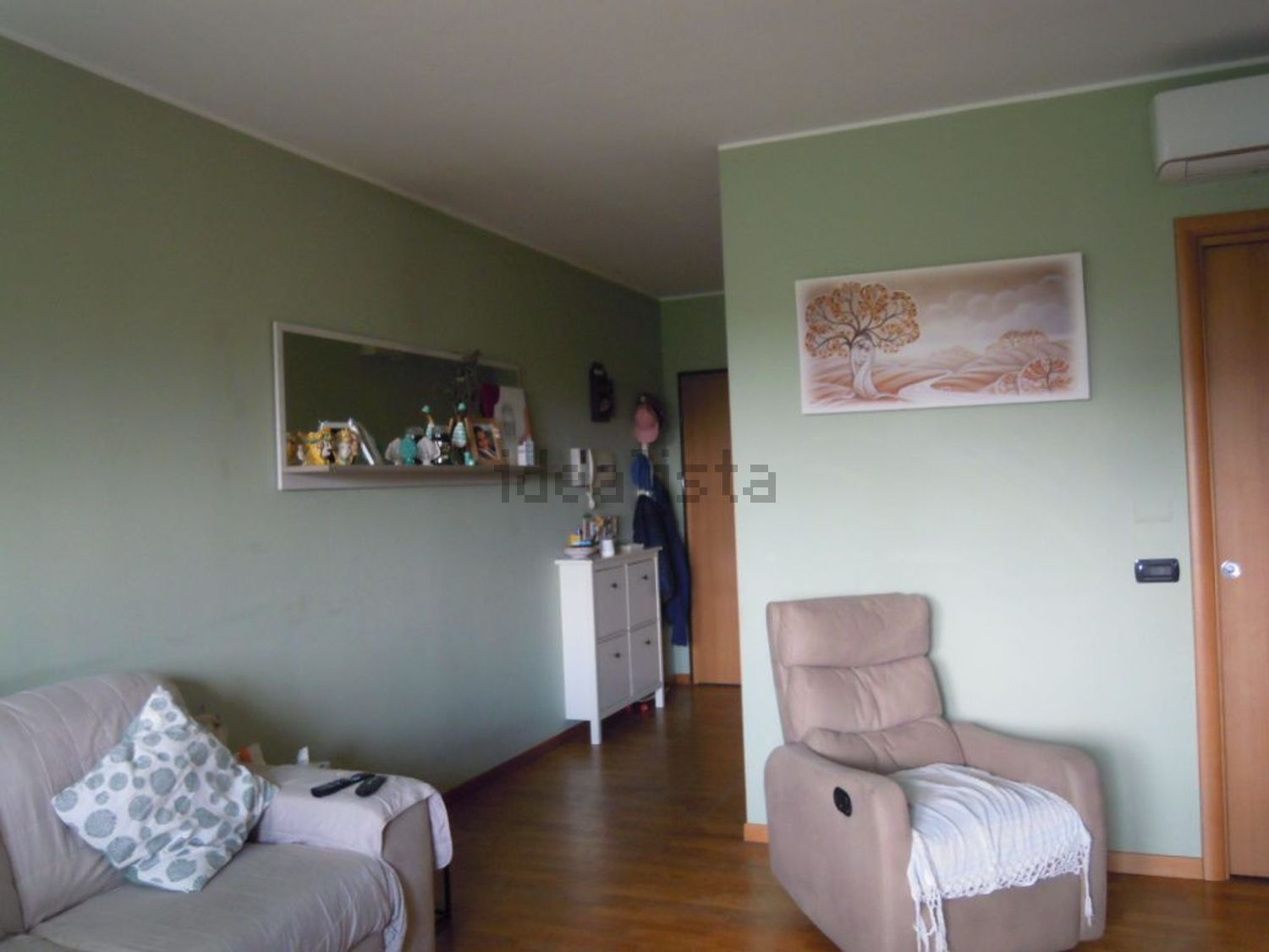 appartamento in vendita a Milano in zona Baggio