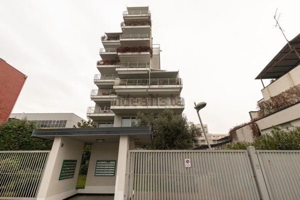 appartamento in vendita a Milano in zona Bovisa