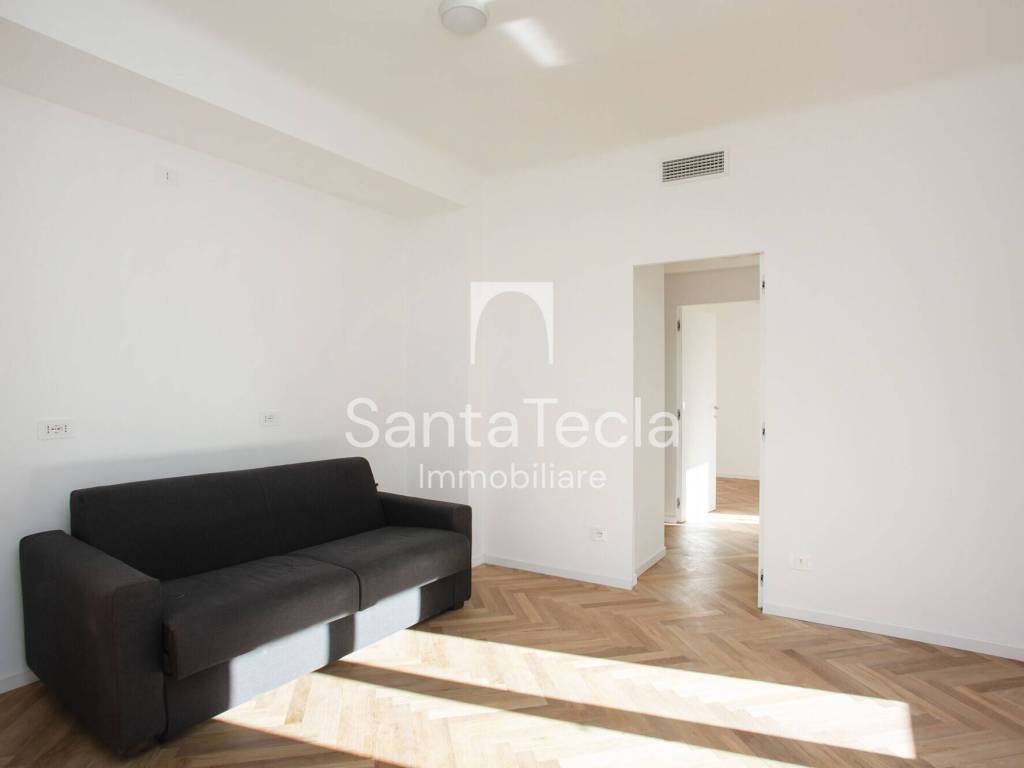 appartamento in vendita a Milano in zona Vigentino