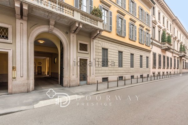 appartamento in vendita a Milano in zona Brera