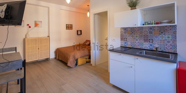 appartamento in vendita a Milano in zona Dergano