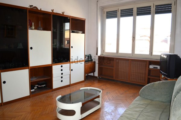 appartamento in vendita a Milano in zona Porta Garibaldi