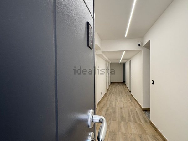 appartamento in vendita a Milano in zona Porta Genova