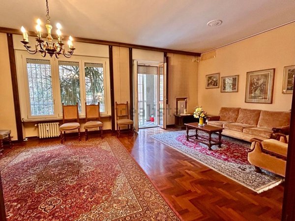 appartamento in vendita a Milano in zona Quarto Cagnino