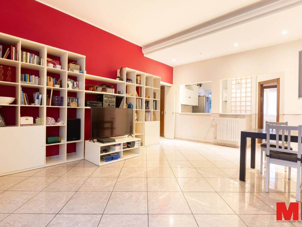 appartamento in vendita a Milano in zona Isola