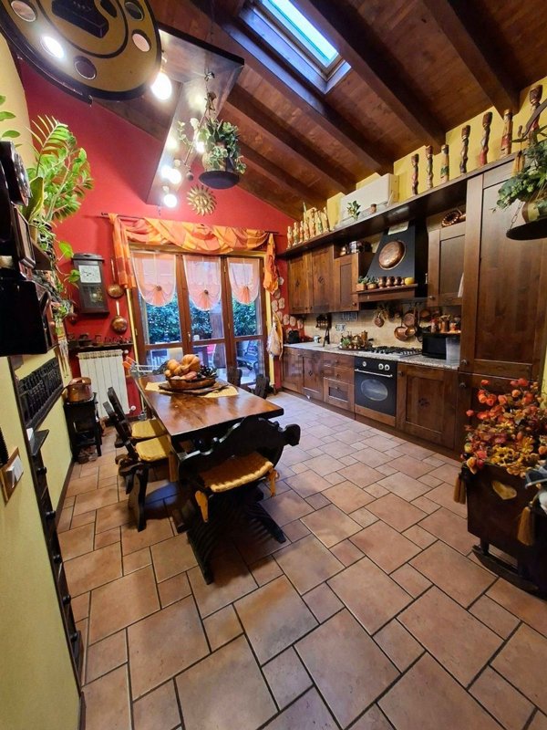 appartamento in vendita a Milano in zona Maggiolina