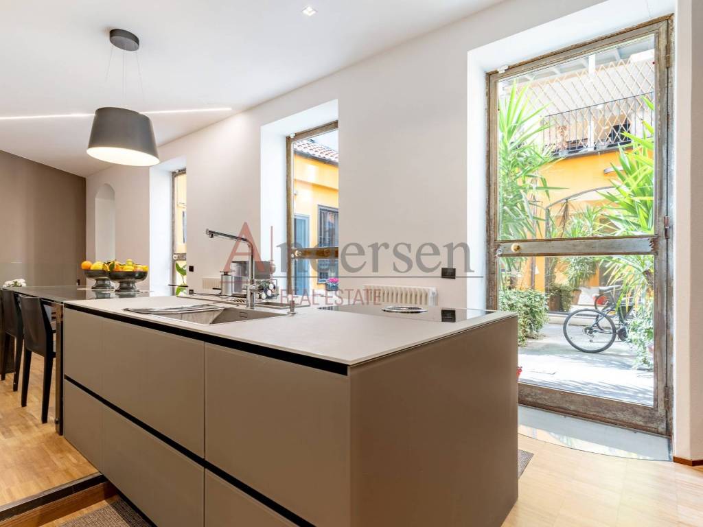 appartamento in vendita a Milano in zona Isola