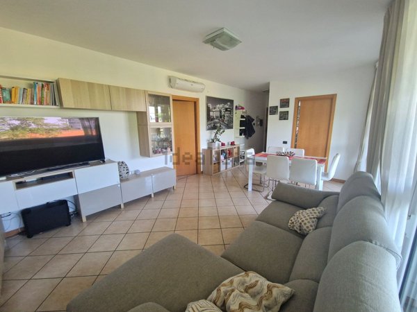 appartamento in vendita a Milano in zona Rogoredo