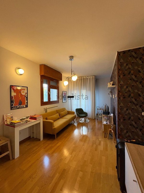 appartamento in vendita a Milano in zona Gratosoglio