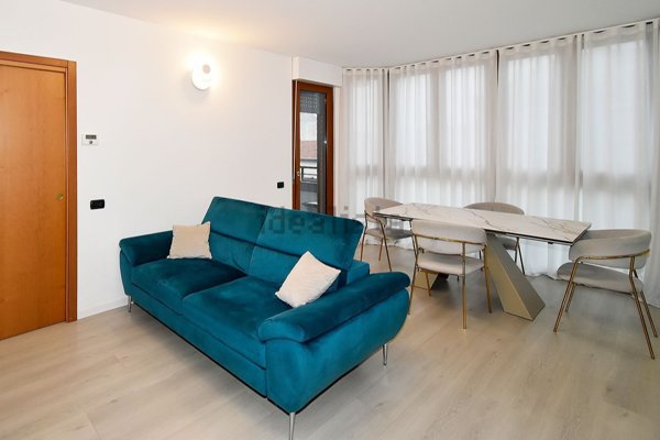 appartamento in vendita a Milano in zona Cagnola