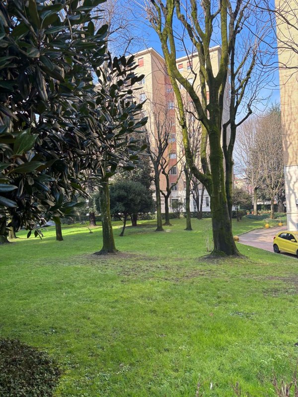 appartamento in vendita a Milano in zona Chiesa Rossa