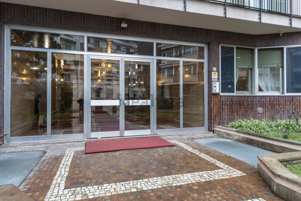 appartamento in vendita a Milano in zona Porta Venezia