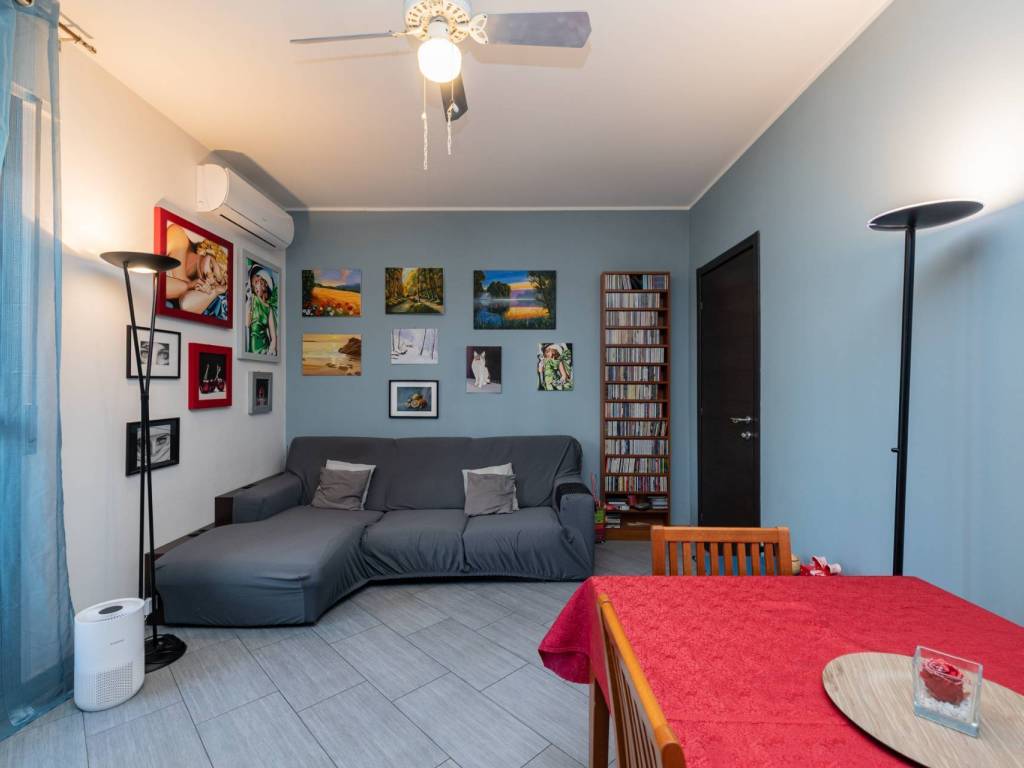 appartamento in vendita a Milano in zona Gratosoglio