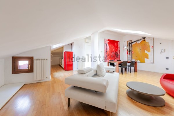 appartamento in vendita a Milano in zona Quintosole