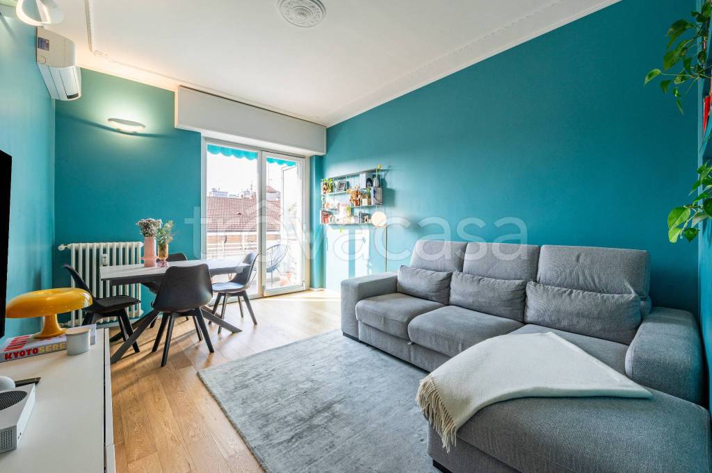 appartamento in vendita a Milano in zona Porta Romana