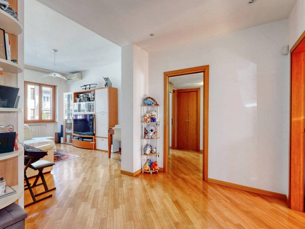 appartamento in vendita a Milano in zona Maggiolina