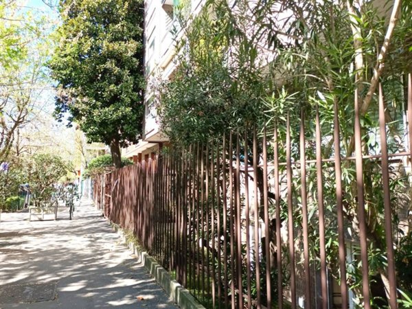 appartamento in vendita a Milano in zona Sempione