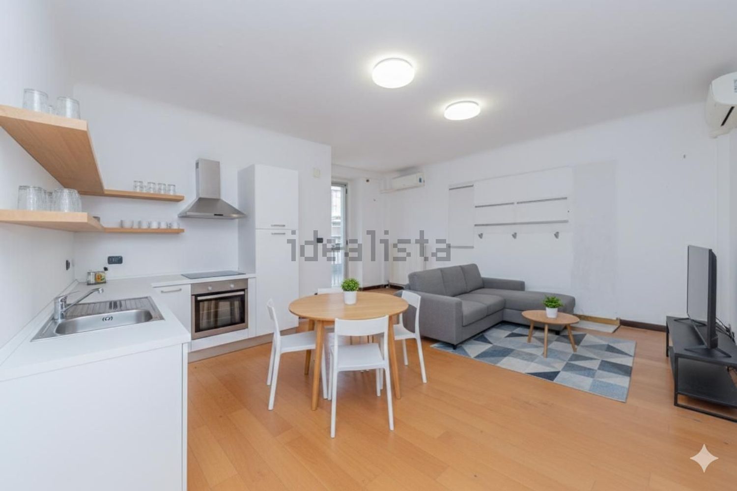 appartamento in vendita a Milano in zona Solari