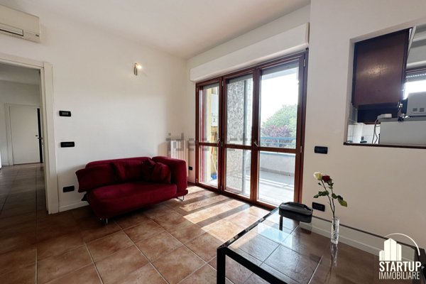 appartamento in vendita a Milano in zona Gorla