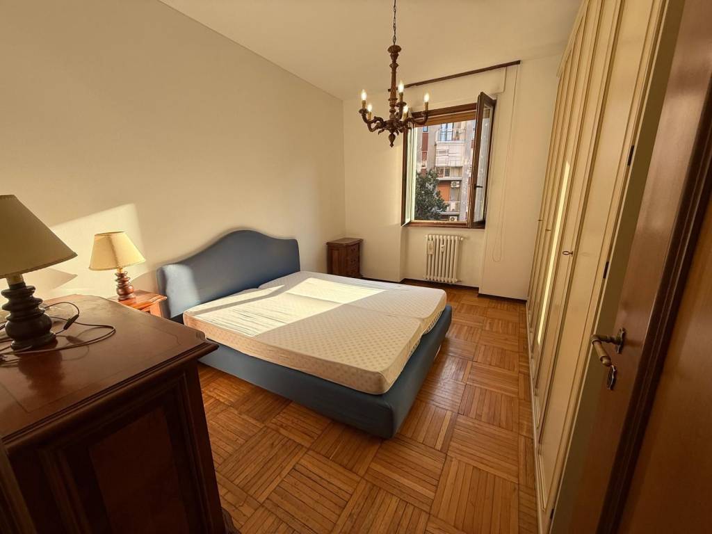 appartamento in vendita a Milano in zona Piazzale Lodi