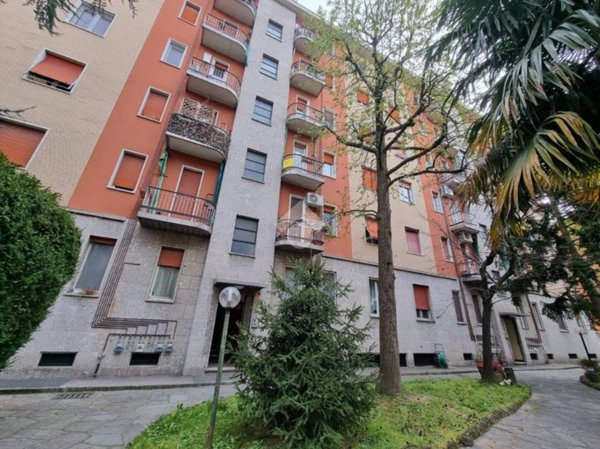 appartamento in vendita a Milano in zona Trenno