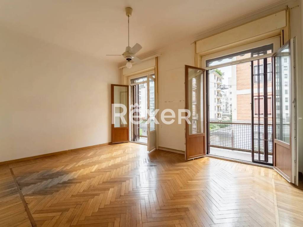 appartamento in vendita a Milano in zona Città Studi