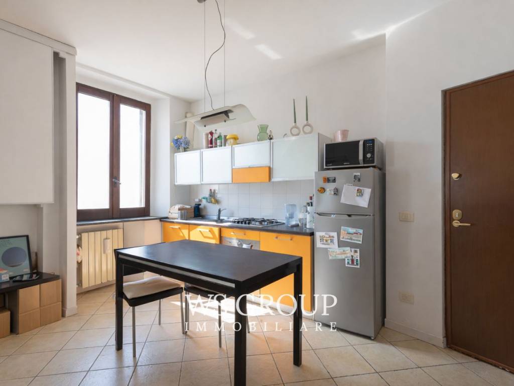 appartamento in vendita a Milano in zona Sant'Ambrogio
