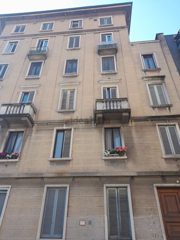 appartamento in vendita a Milano in zona Piazzale Lodi