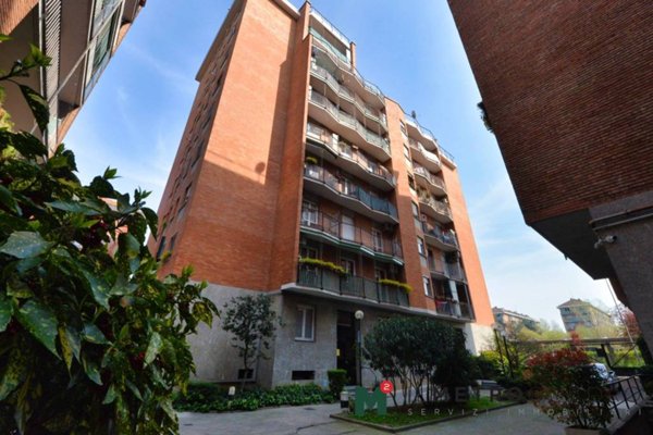 appartamento in vendita a Milano in zona Crescenzago